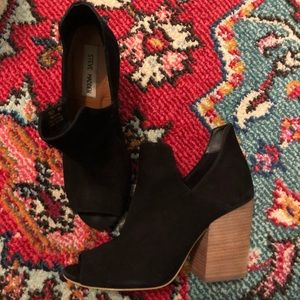 Steve Madden Bootie